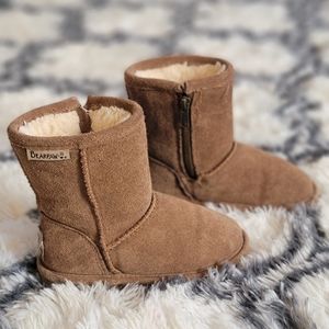 Bearpaw toddler size 9 tan boots